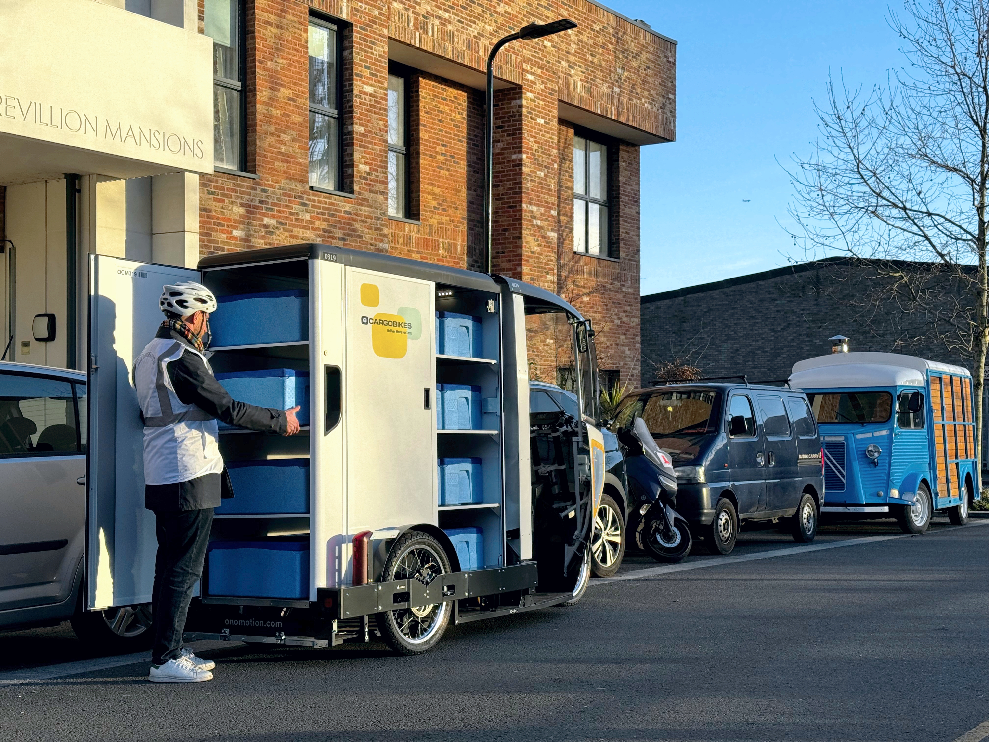 e-cargobikes temp controlled grocery delivery